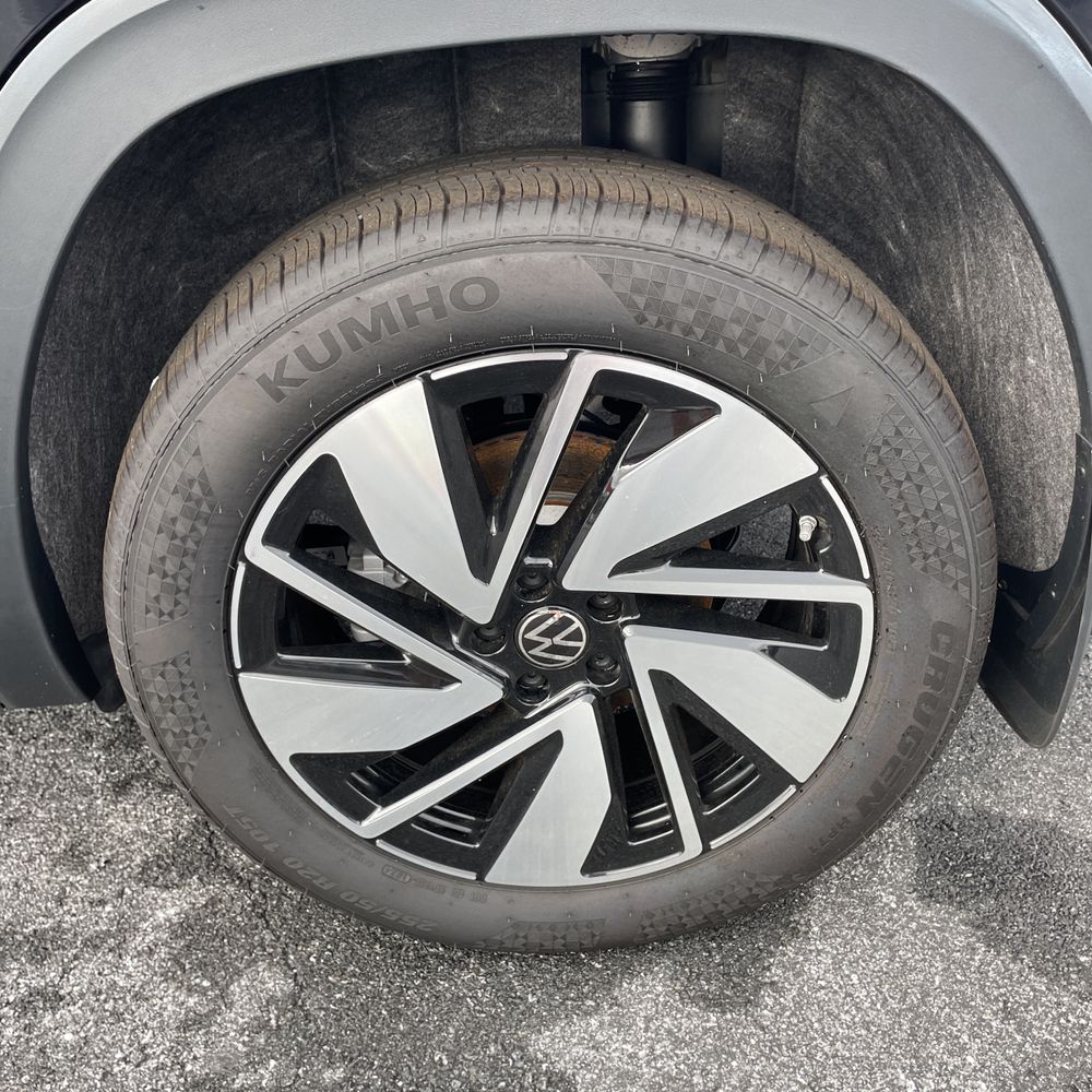 2024 Volkswagen Atlas SE 4Motion