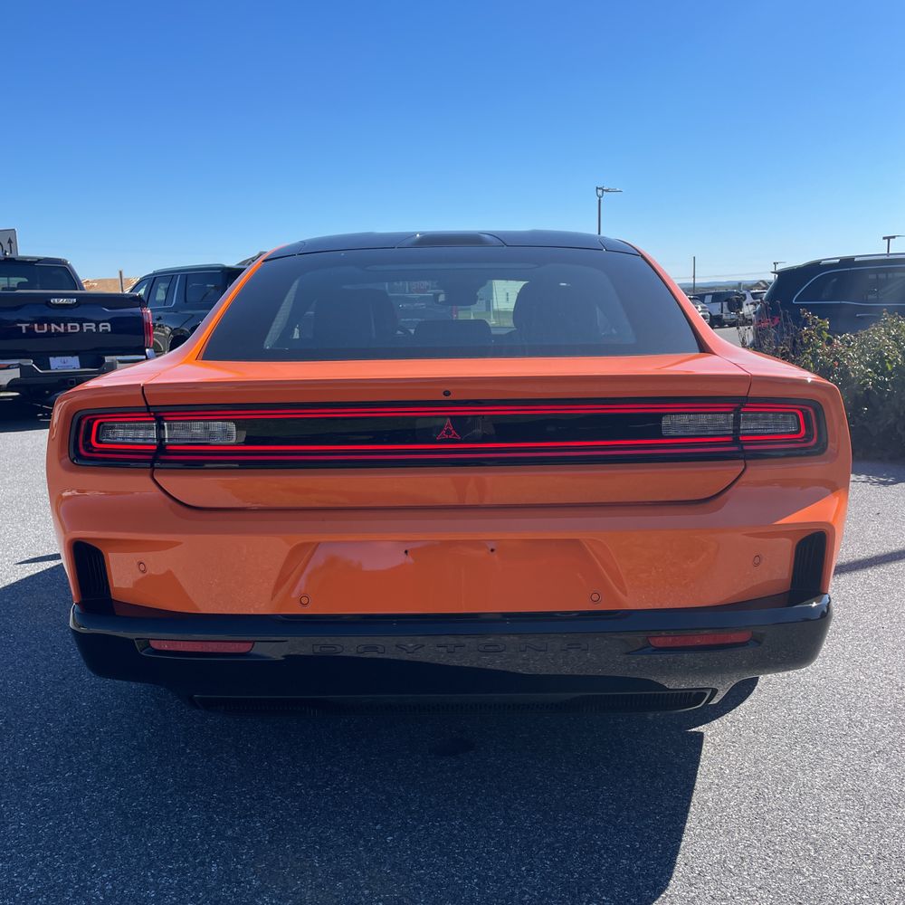 2025 Dodge Charger Daytona R/T