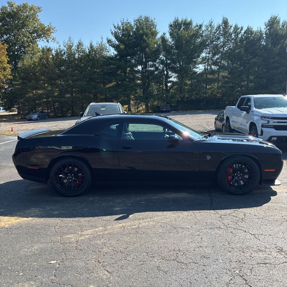 2016 Dodge Challenger SRT Hellcat