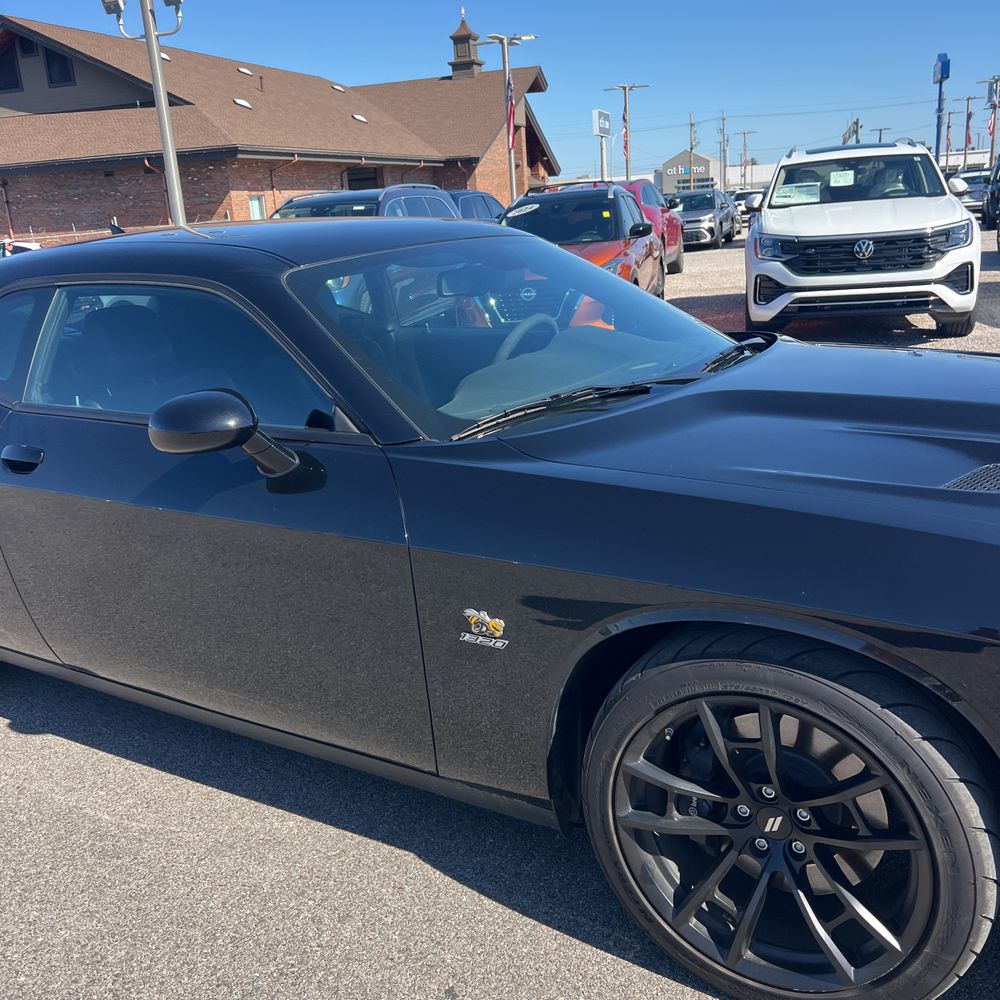 2023 Dodge Challenger R/T SCAT PACK