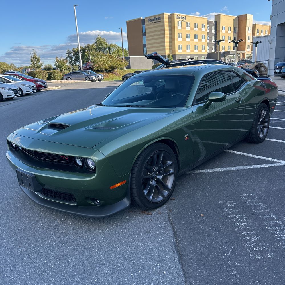2023 Dodge Challenger R/T SCAT PACK