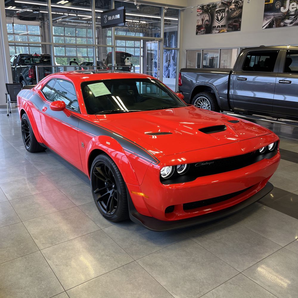 2023 Dodge Challenger R/T SCAT PACK