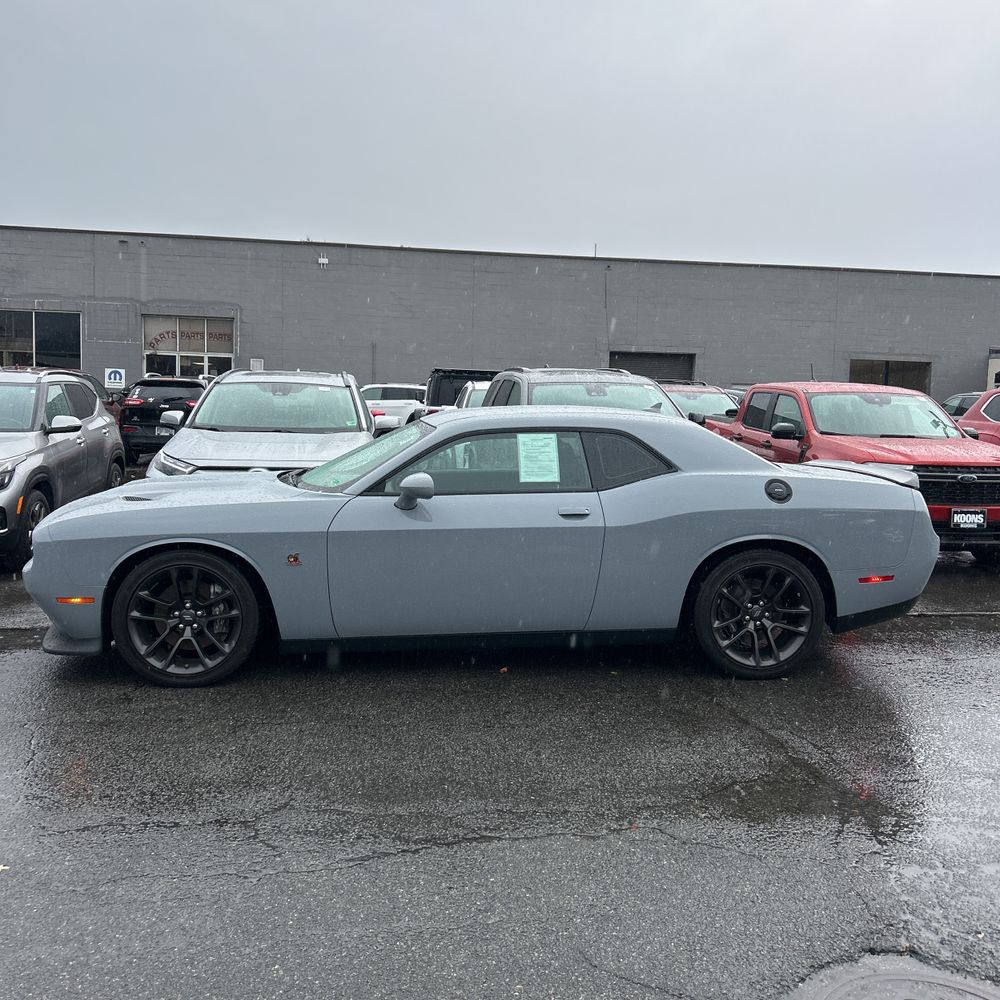 2021 Dodge Challenger R/T SCAT PACK
