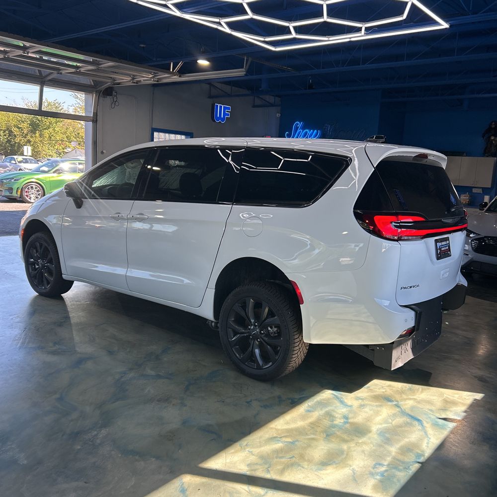 2024 Chrysler Pacifica Limited