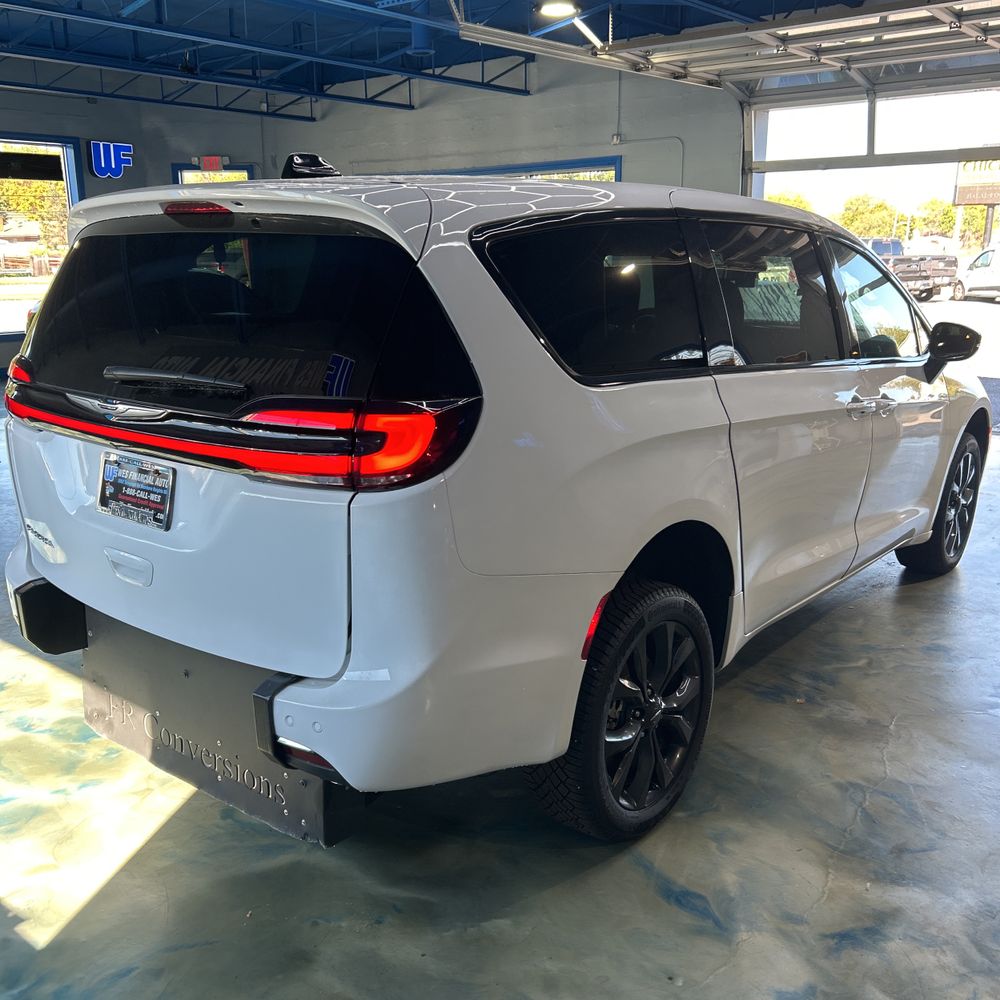 2024 Chrysler Pacifica Limited