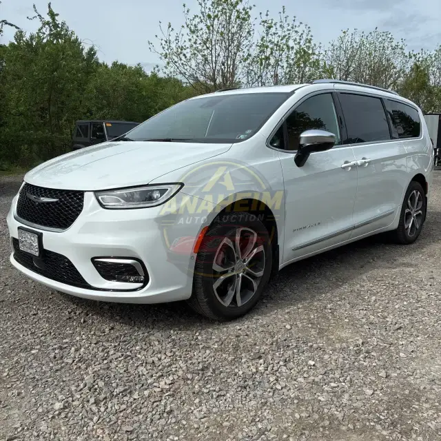 2026 Chrysler Pacifica Pinnacle AWD