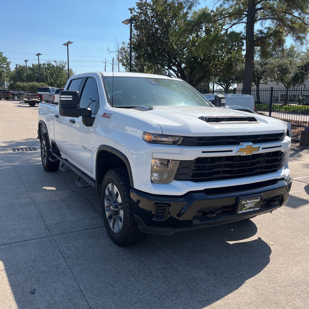2024 Chevrolet Silverado 2500 Custom