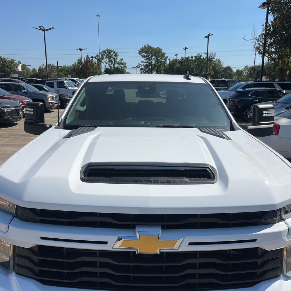 2024 Chevrolet Silverado 2500 Custom