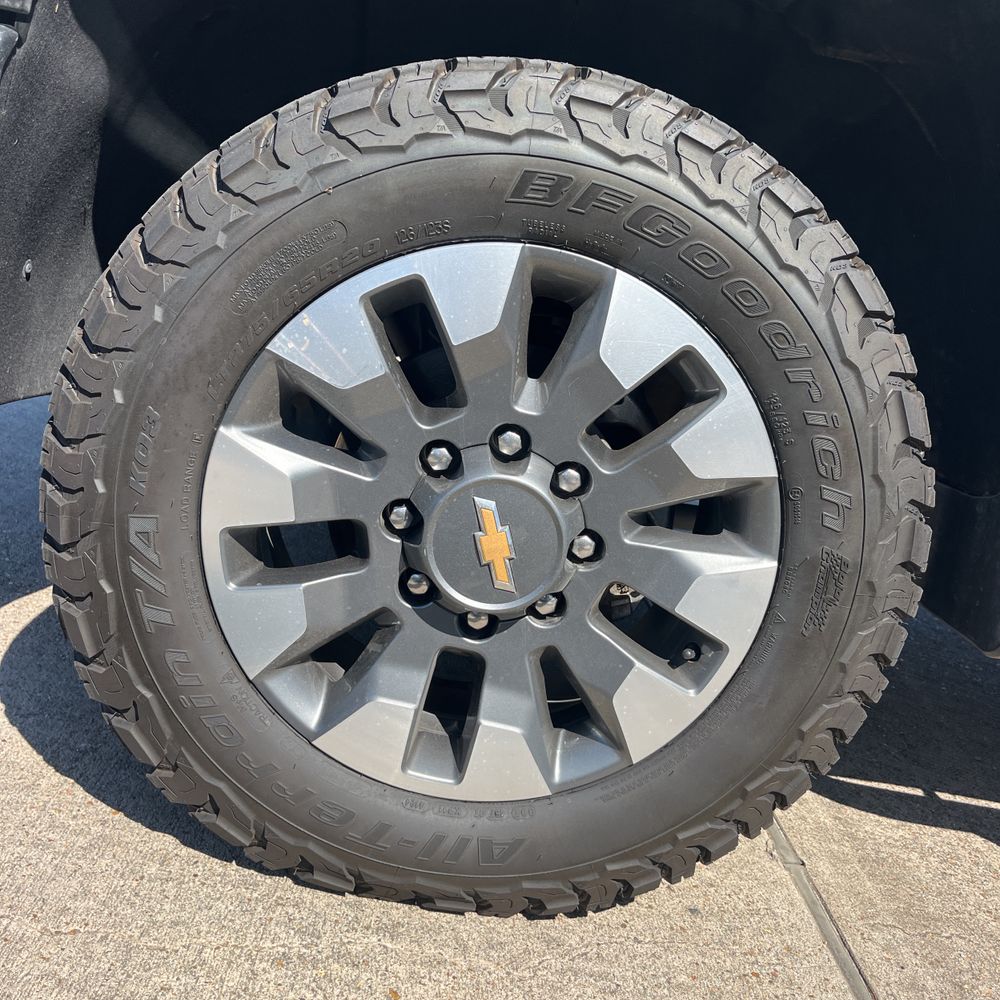 2024 Chevrolet Silverado 2500 Custom