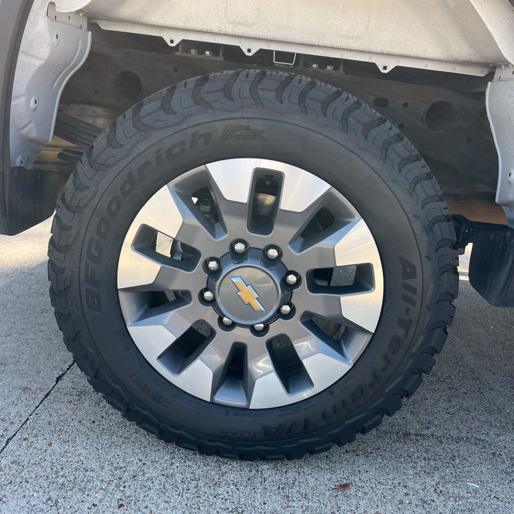2024 Chevrolet Silverado 2500 Custom