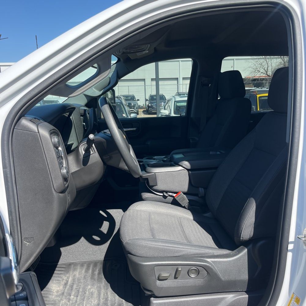 2024 Chevrolet Silverado 2500 Custom