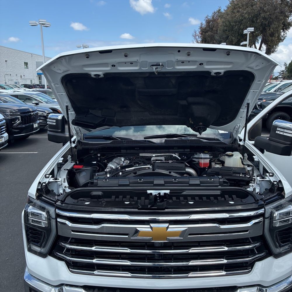 2024 Chevrolet Silverado 2500HD LTZ