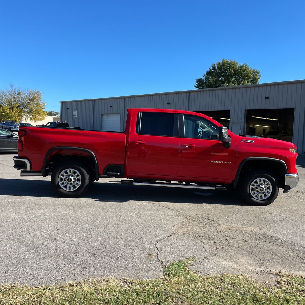 2025 Chevrolet Silverado 2500HD LT