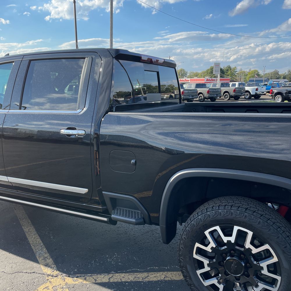 2025 Chevrolet Silverado 2500 High Country