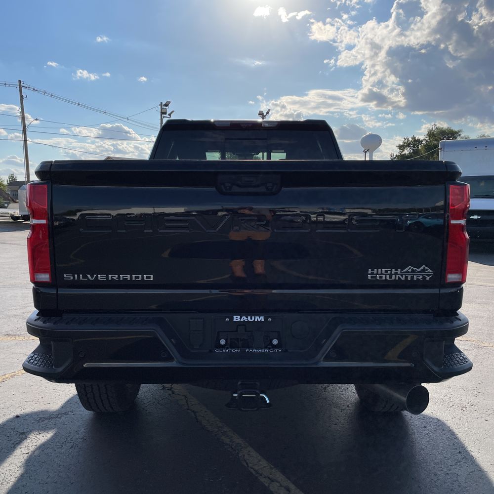 2025 Chevrolet Silverado 2500 High Country