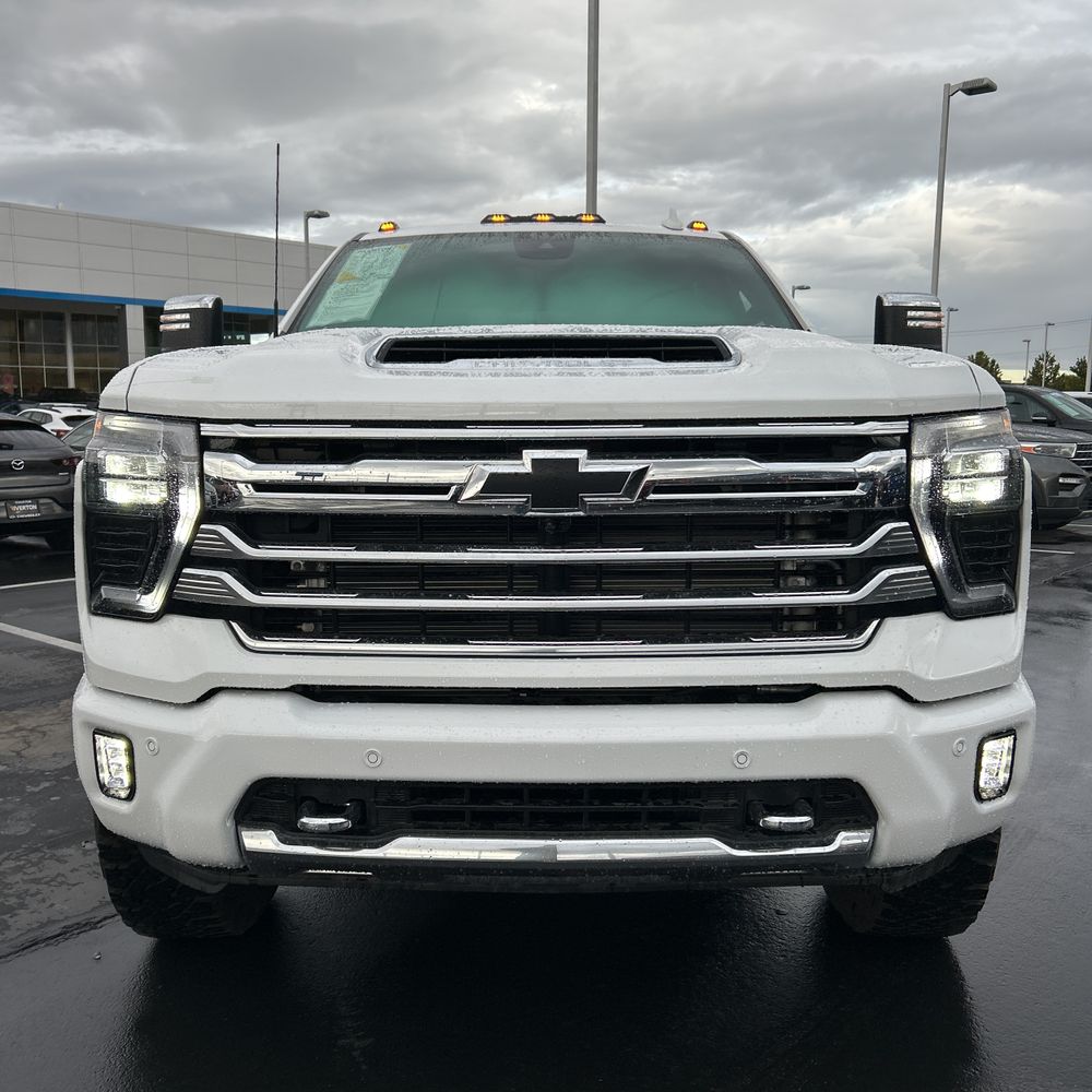 2025 Chevrolet Silverado 3500HD High Country