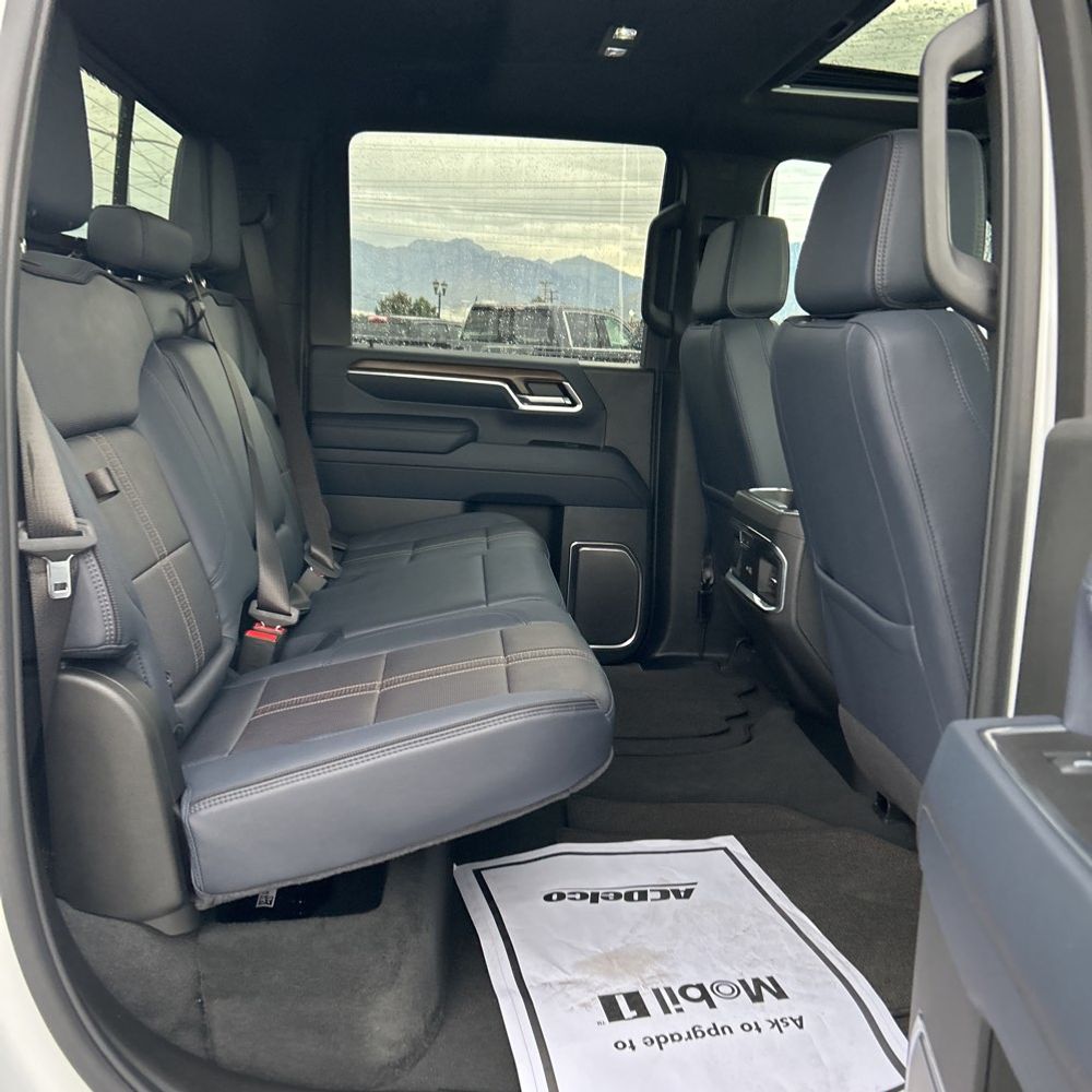 2025 Chevrolet Silverado 3500HD High Country
