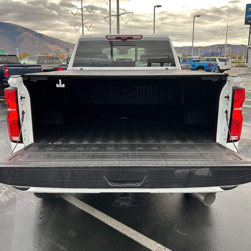 2025 Chevrolet Silverado 3500HD High Country