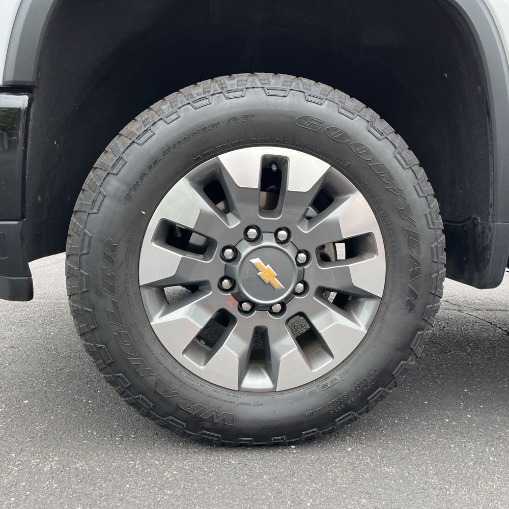 2024 Chevrolet Silverado 2500HD Custom