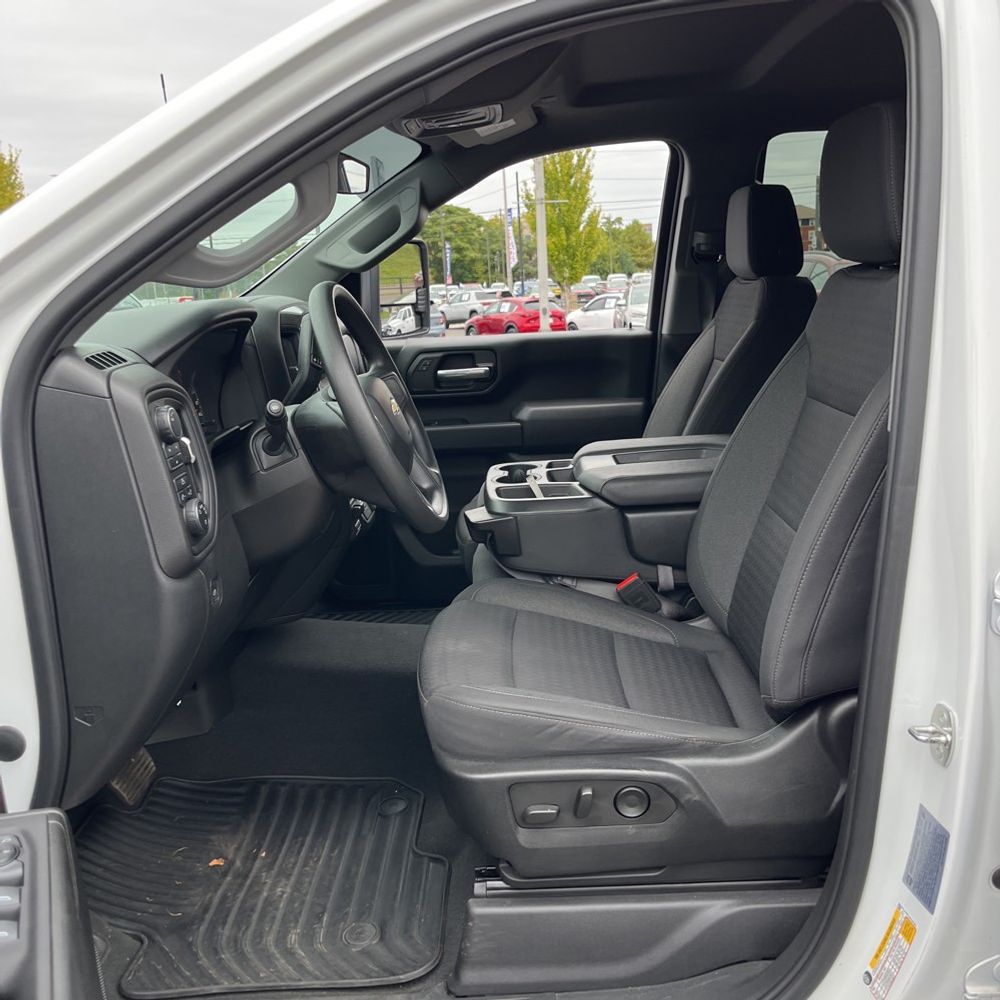 2024 Chevrolet Silverado 2500HD Custom