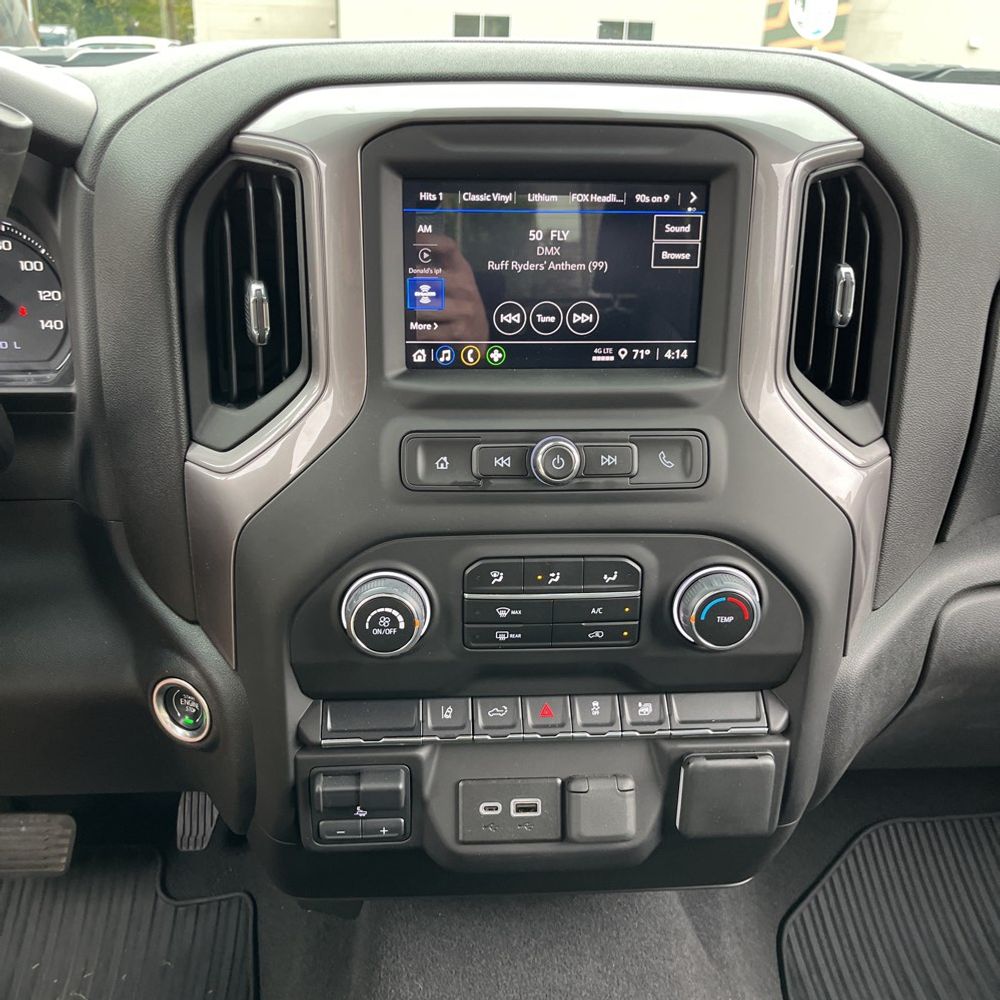 2024 Chevrolet Silverado 2500HD Custom