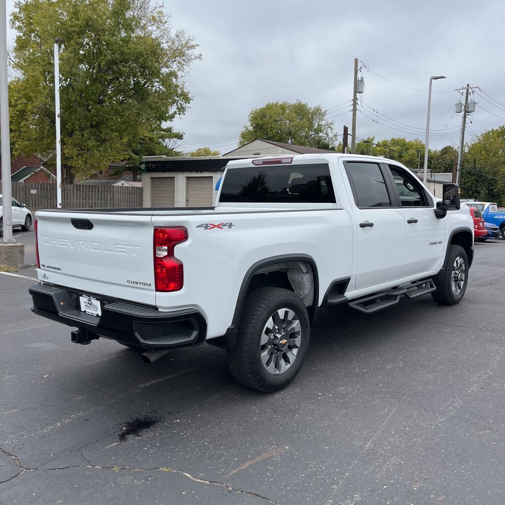 2024 Chevrolet Silverado 2500HD Custom