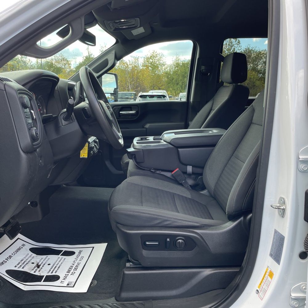 2023 Chevrolet Silverado 2500HD Custom