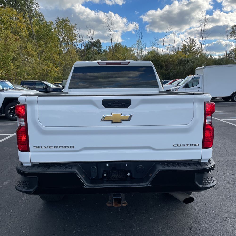 2023 Chevrolet Silverado 2500HD Custom