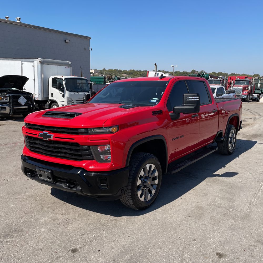 2024 Chevrolet Silverado 2500HD Custom