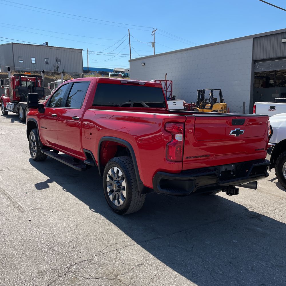 2024 Chevrolet Silverado 2500HD Custom
