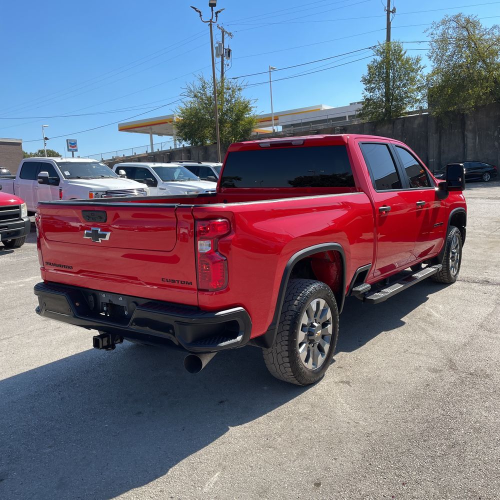 2024 Chevrolet Silverado 2500HD Custom
