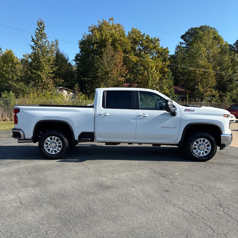 2024 Chevrolet Silverado 2500HD LT