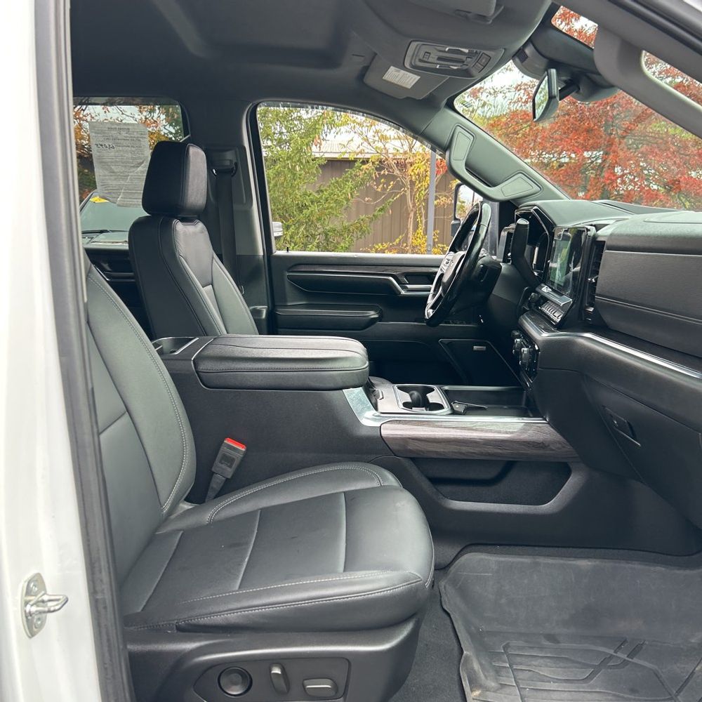 2024 Chevrolet Silverado 3500HD LTZ