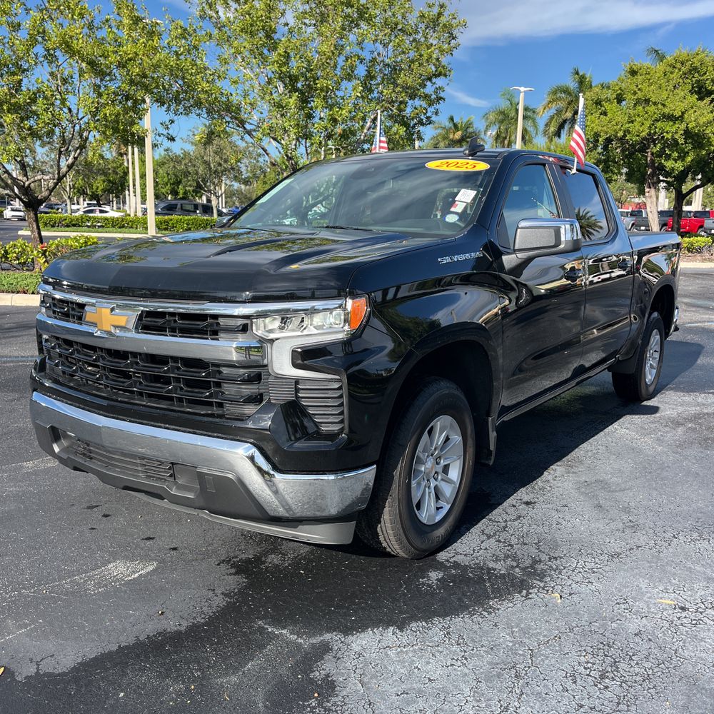 2025 Chevrolet Silverado 1500 LT