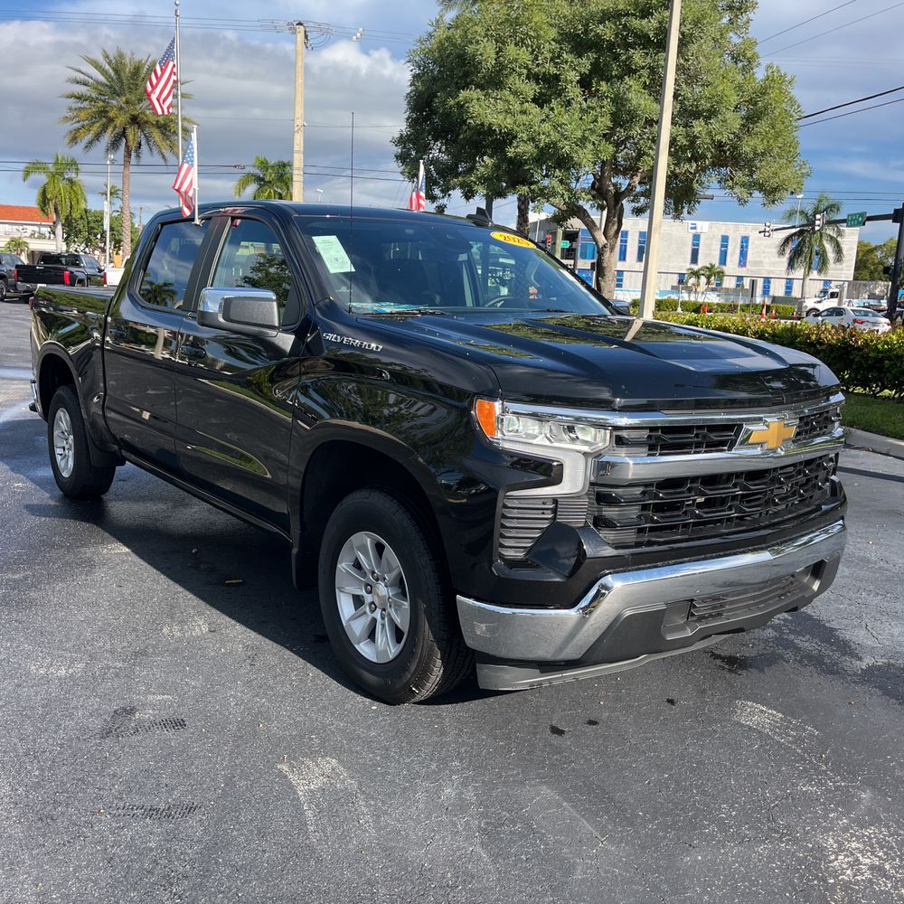 2025 Chevrolet Silverado 1500 LT