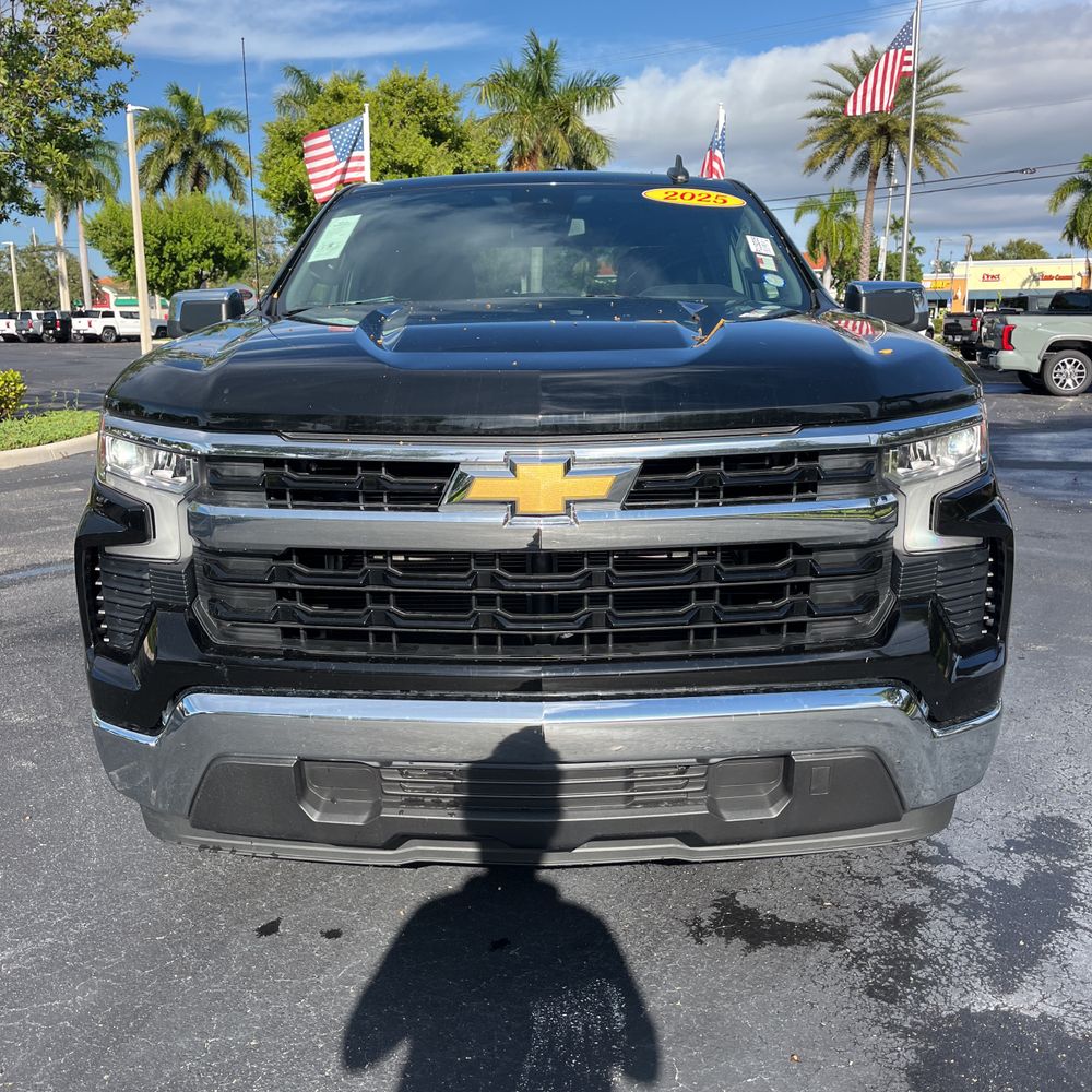 2025 Chevrolet Silverado 1500 LT