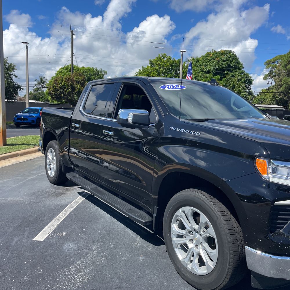 2024 Chevrolet Silverado 1500 LTZ