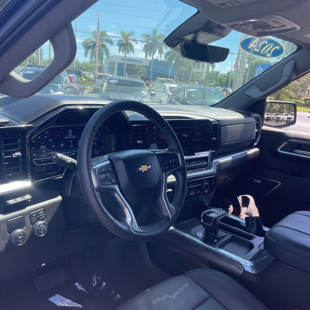 2024 Chevrolet Silverado 1500 LTZ