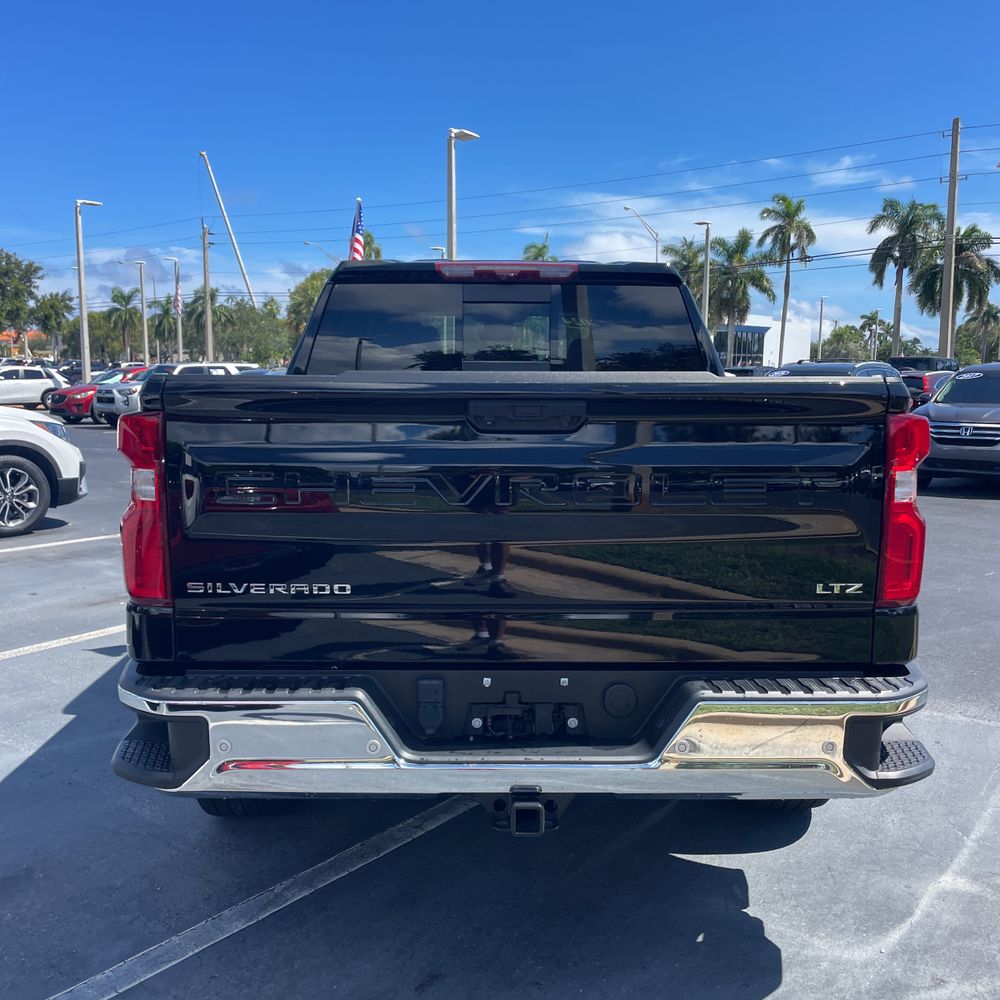 2024 Chevrolet Silverado 1500 LTZ