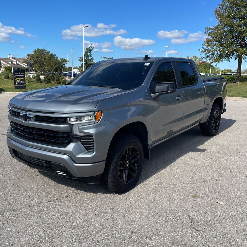 2024 Chevrolet Silverado 1500 RST