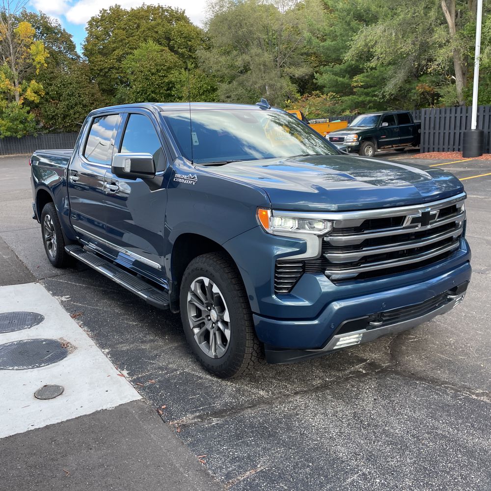 2024 Chevrolet Silverado 1500 High Country