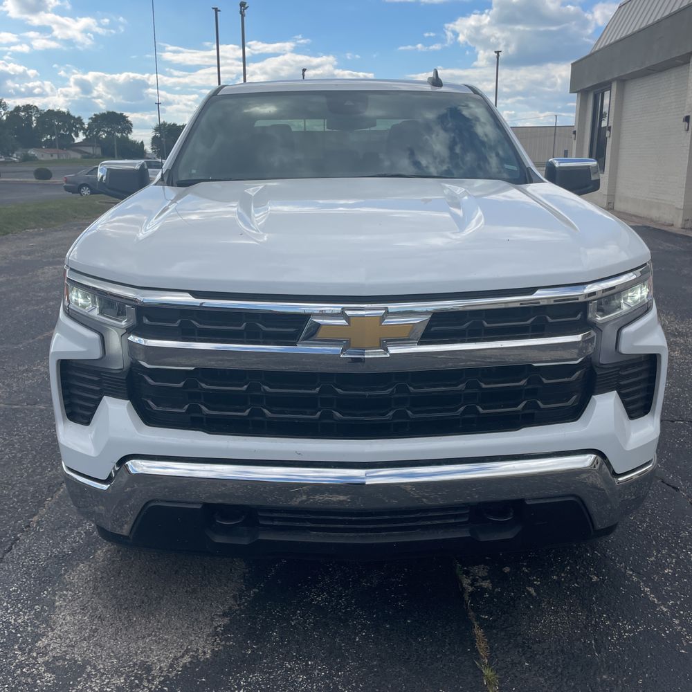 2025 Chevrolet Silverado 1500 LT
