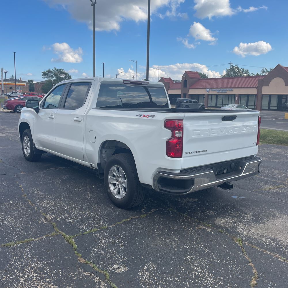 2025 Chevrolet Silverado 1500 LT