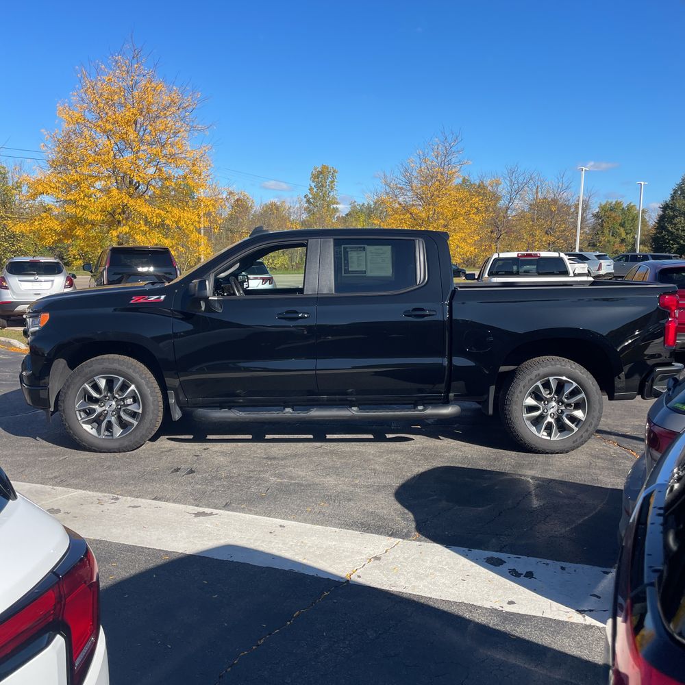 2025 Chevrolet Silverado 1500 RST