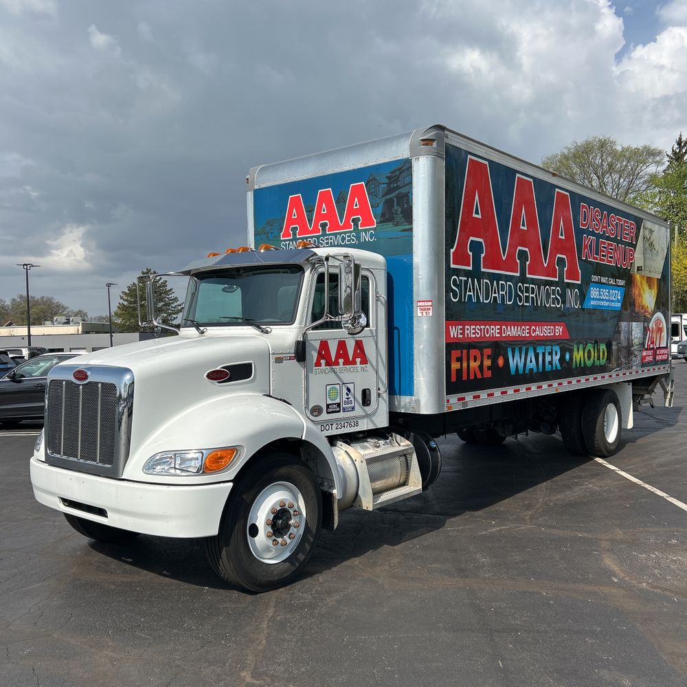 2018 Peterbilt 337