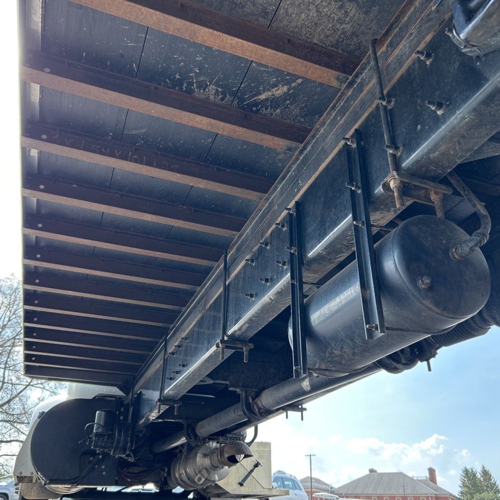 2018 Peterbilt 337