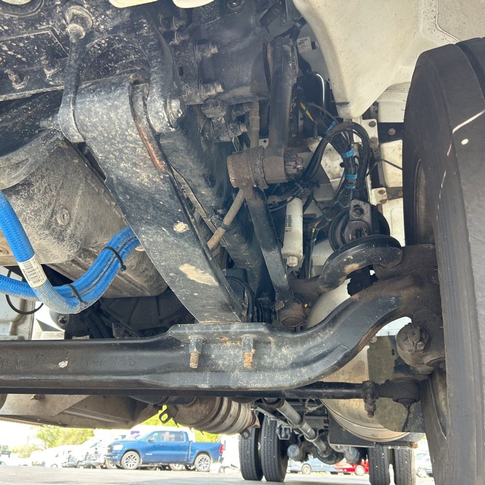 2018 Peterbilt 337
