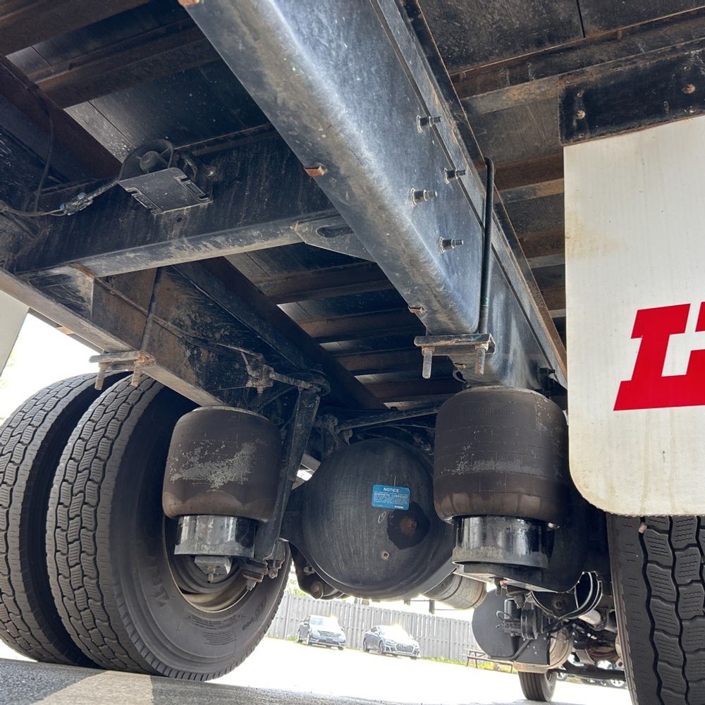 2018 Peterbilt 337