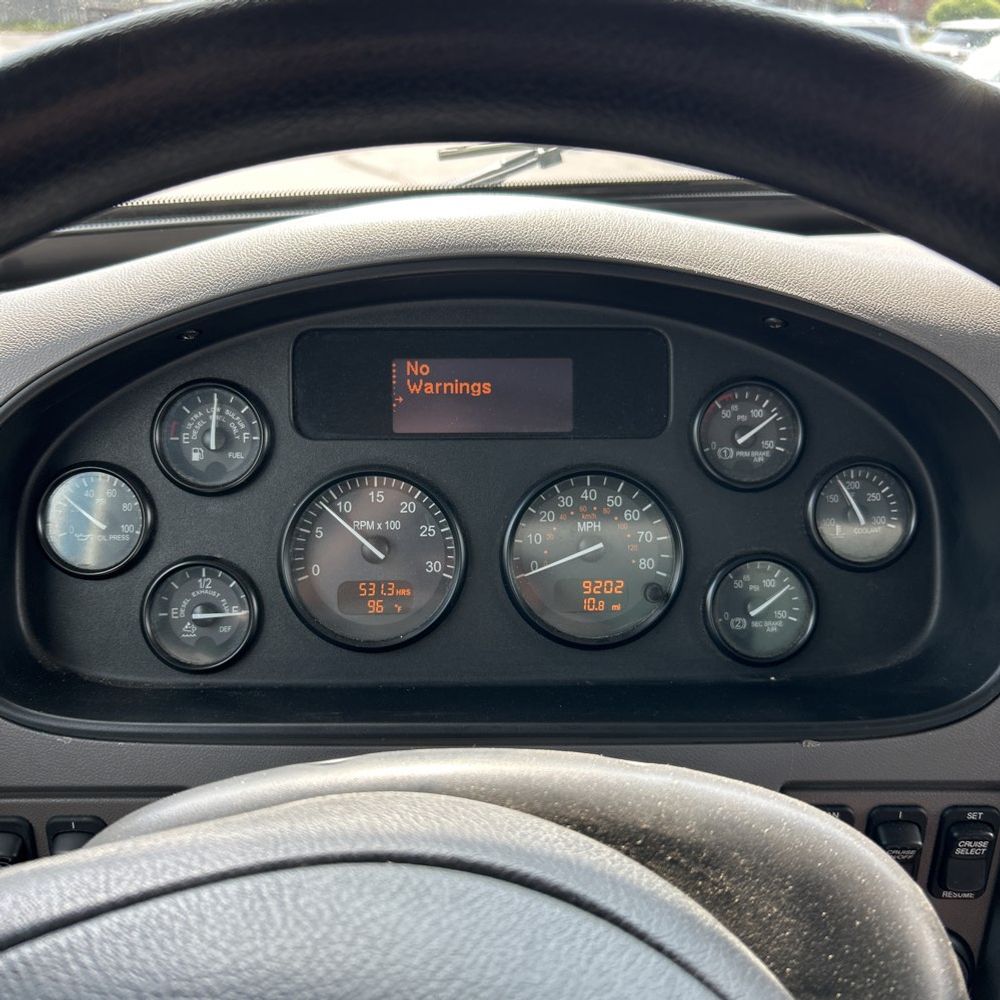 2018 Peterbilt 337