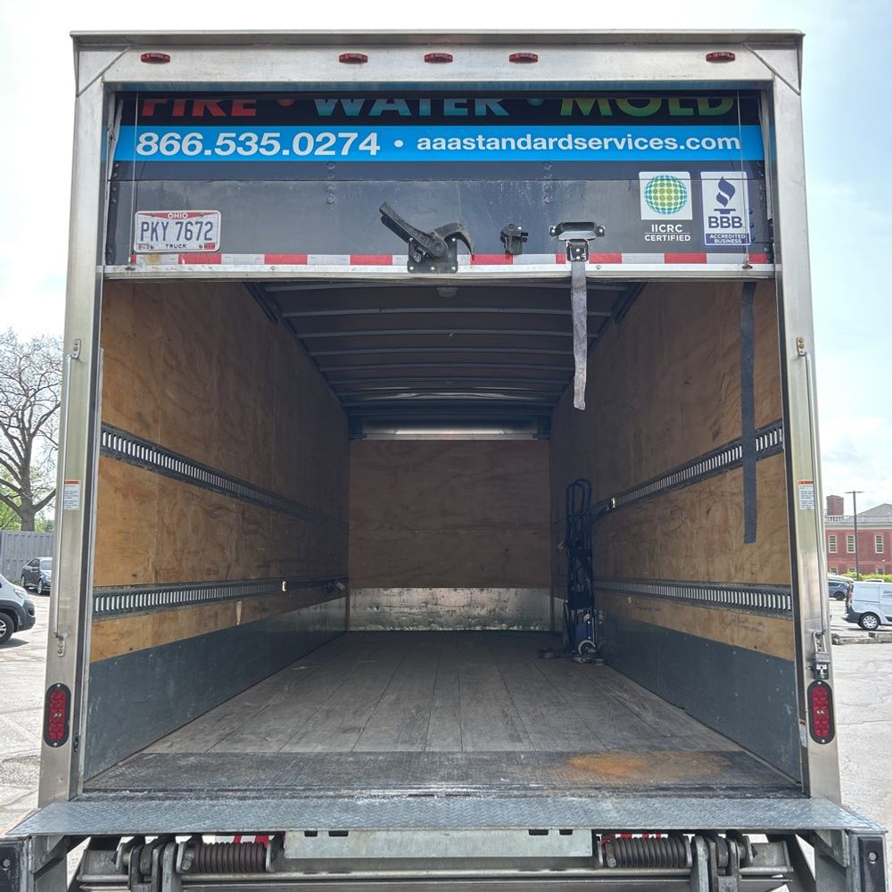 2018 Peterbilt 337